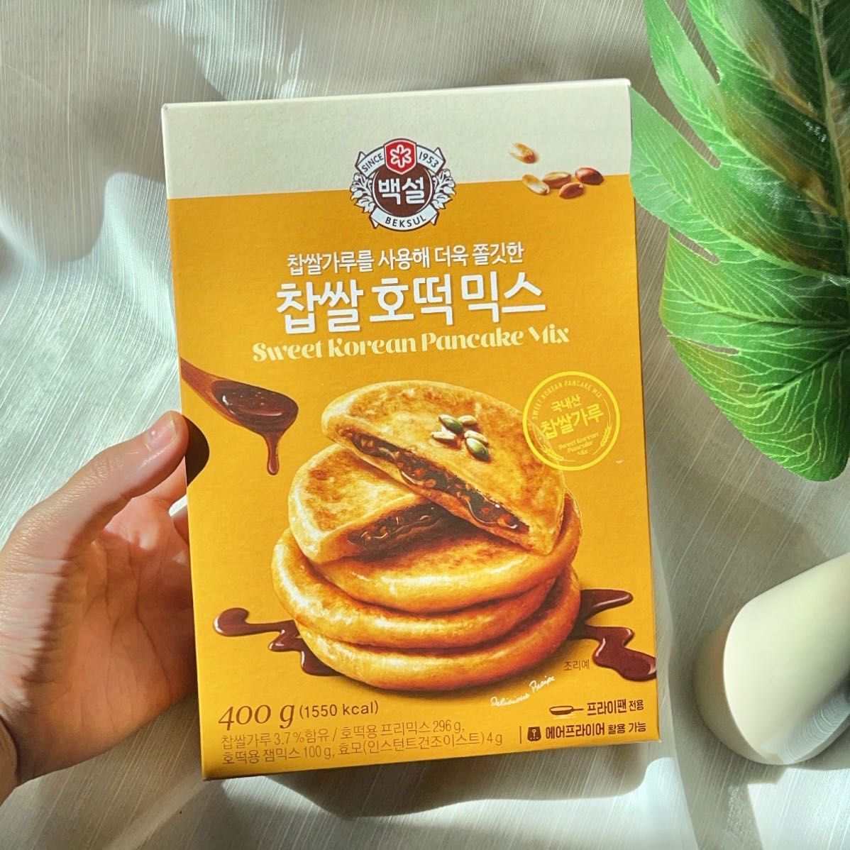 โฮต๊อก (Hotteok / Hoddeok) แพนเค้กเกาหลี Sweet Korean Pancake Mix แป้งสำเร็จรูปพร้อมไส้ (400g)
