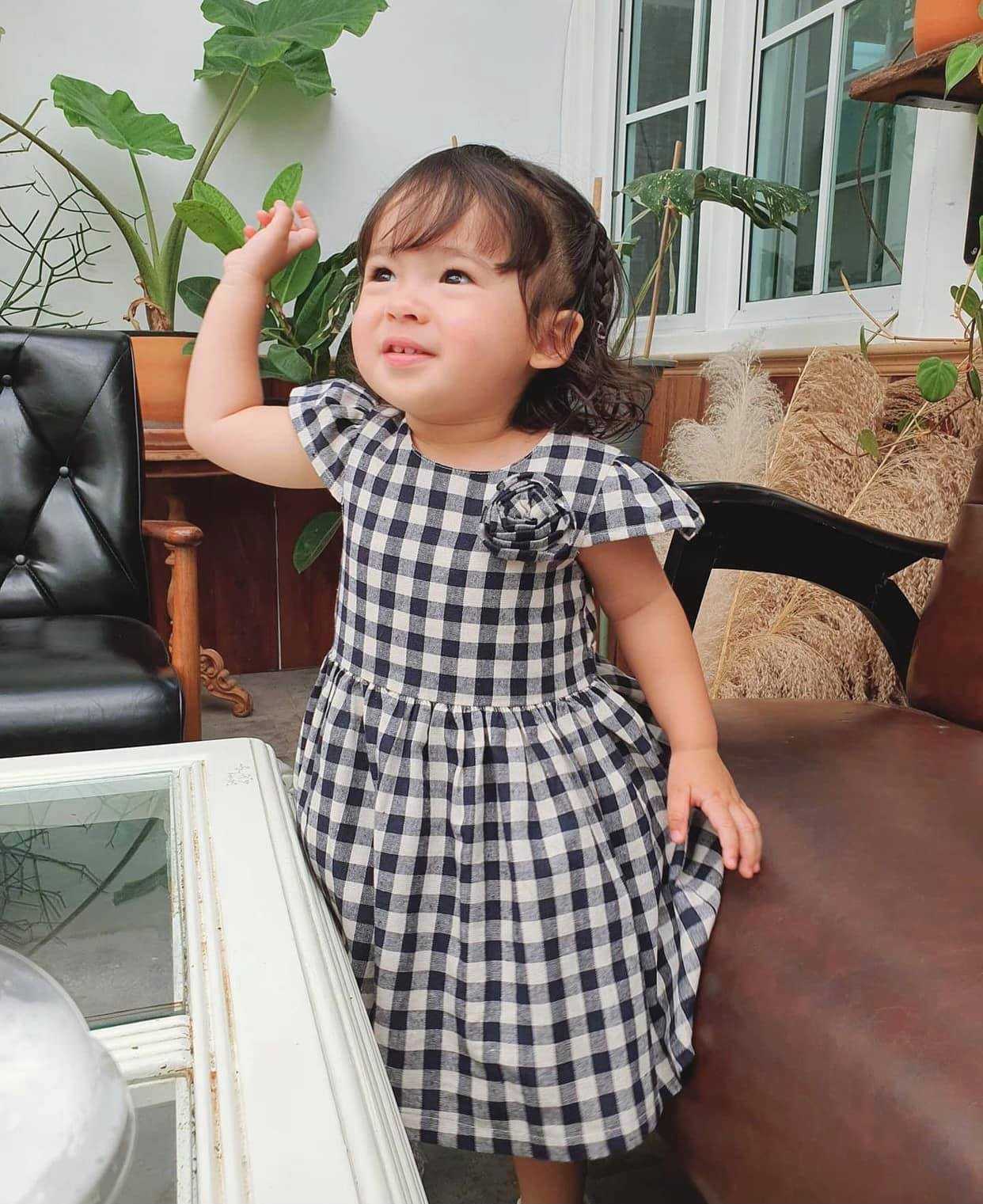 ( DS005 ) ชุดเดรสเด็กผู้หญิง เสื้อผ้าเด็กผู้หญิง ชุดเด็กผู้หญิง  ชุดเดรส เดรสเด็ก สก็อตกรมท่า 1-2 ปี