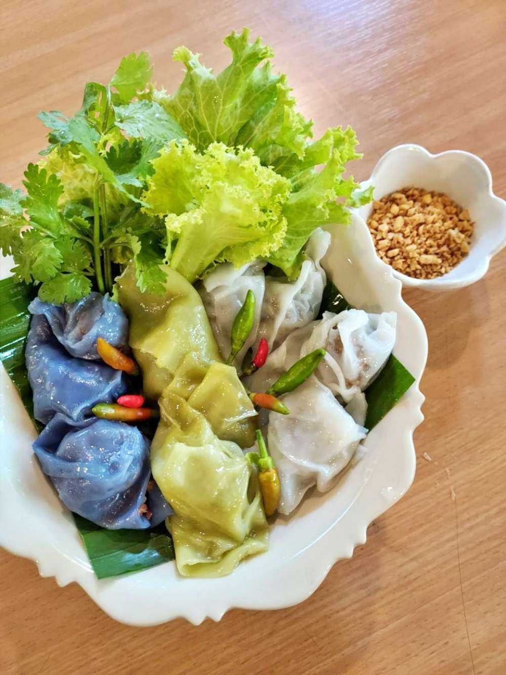 ข้าวเกรียบปากหม้อ (10 ตัว)
