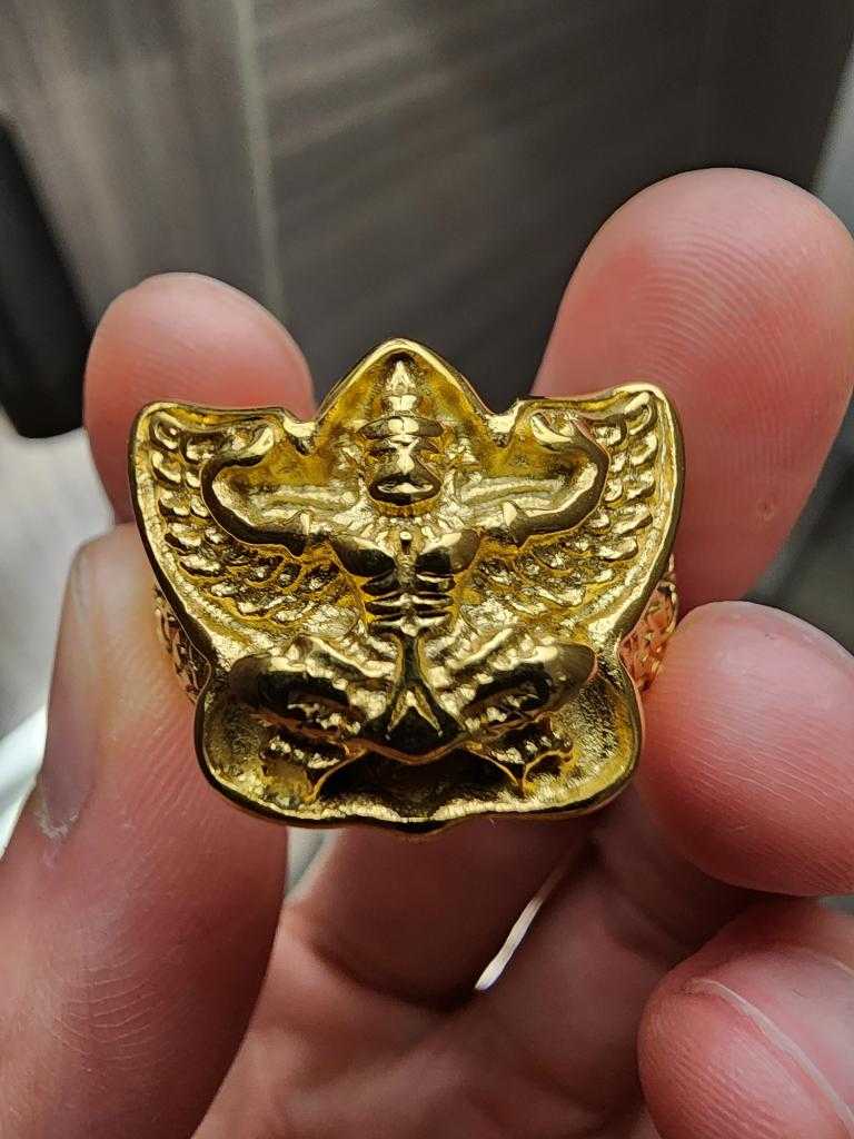 แหวน พญาครุฑ สวย เก่าเก็บเดิมๆ หายาก เขียน18K ไม่ทราบที่วัดใจ ขายตามสภาพ พร้อมส่ง