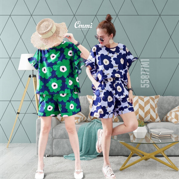 Ommishop 55877M1 ชุดเซ็ท เสื้อคอกลมแต่งระบาย และกางเกงขาสั้น มารีเมกโกะ Cotton Japan 100% (Bonus)...