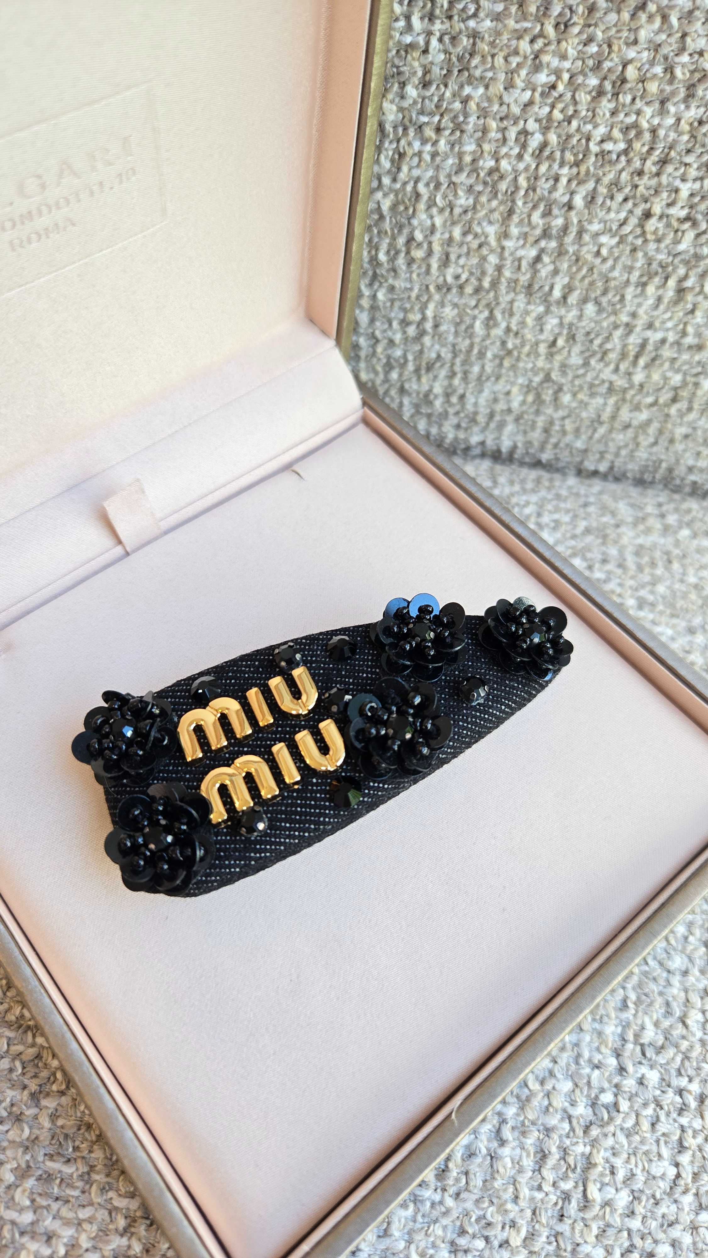 กิ๊บสปริง m ดอกไม้ เดนิมดำ