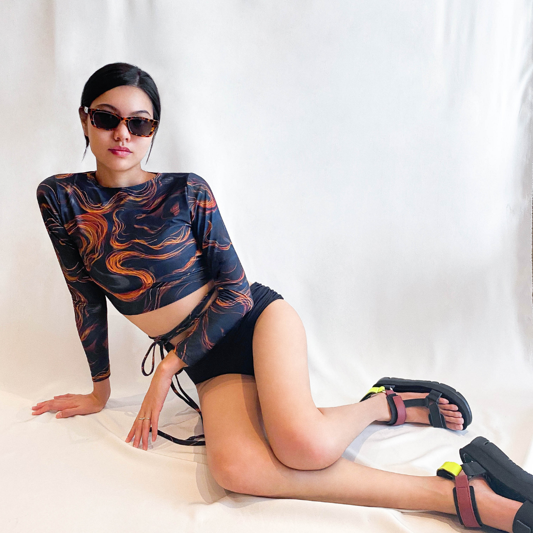 [Coralist Swimwear] ครอปทอปเปิดหลัง รุ่น Etro สี Night Wave (CRBW90)