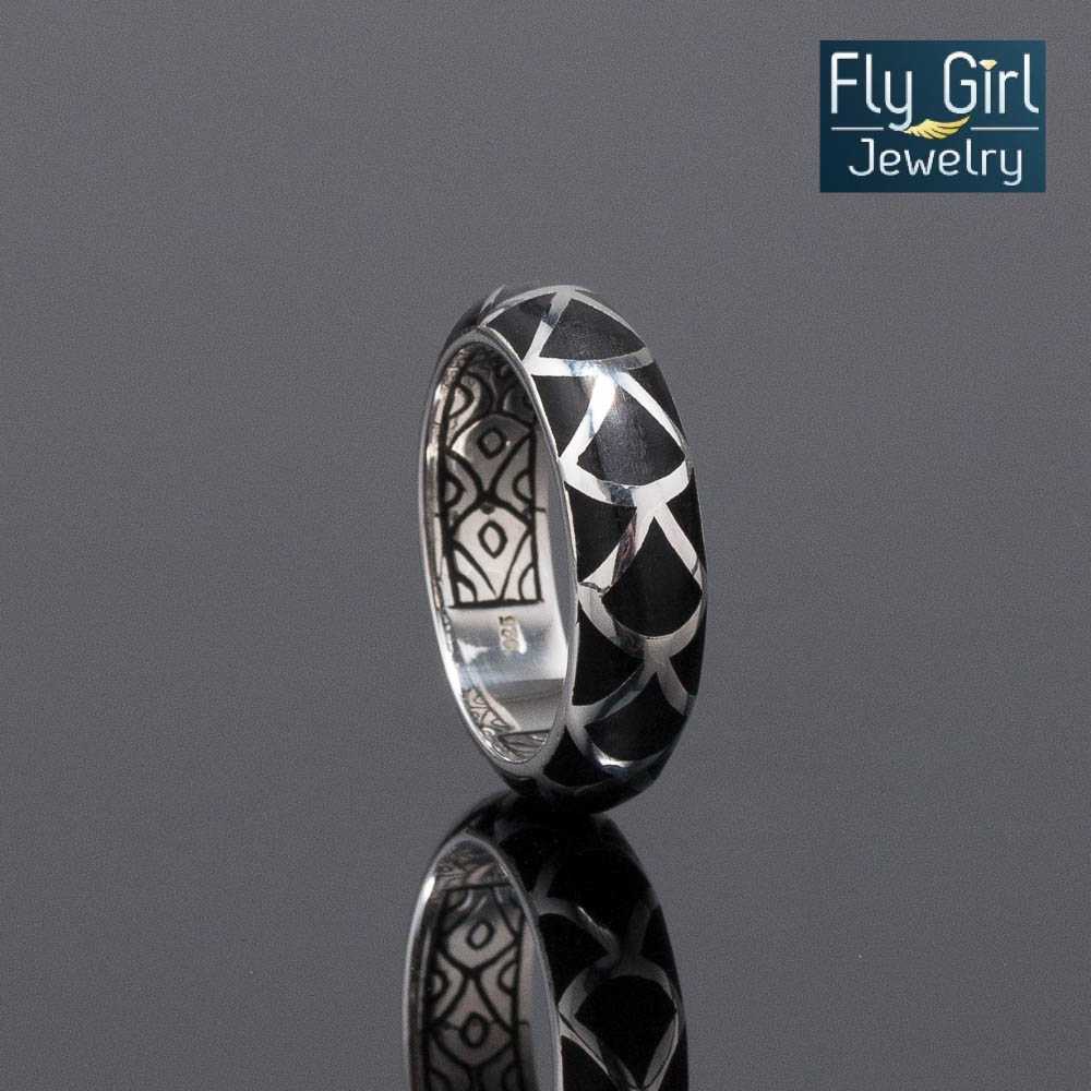 FLY GIRL JEWELRY แหวนเงินลายเกล็ดพญานาคราชใต้ท้องแหวนเป็นลายคลื่นท้องน้ำลายไทย UNISEX