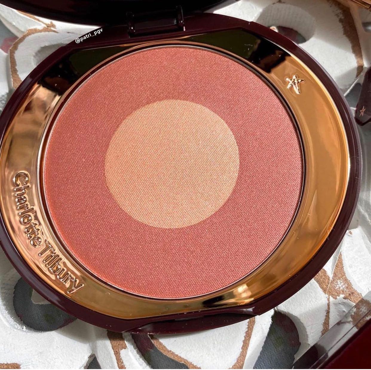 🌟Walk Of No Sham / Charlotte Tilbury Cheek To Chick 
