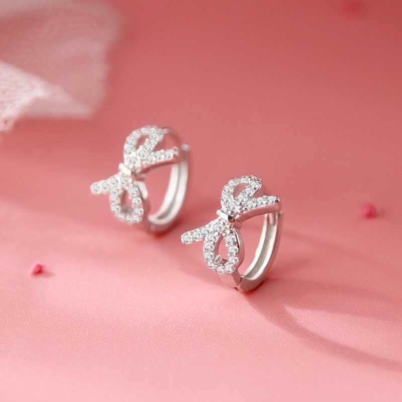 A26 Twist Bow Earring