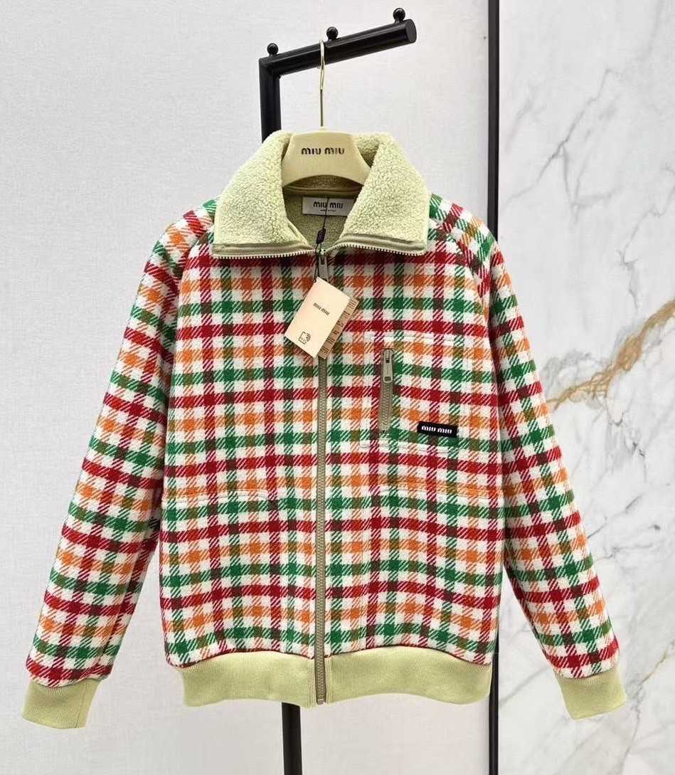 MIU MIU Vintage Check Fleece Zip Jacket – แจ็กเก็ตซิปผ้าฟลีซลายตาราง