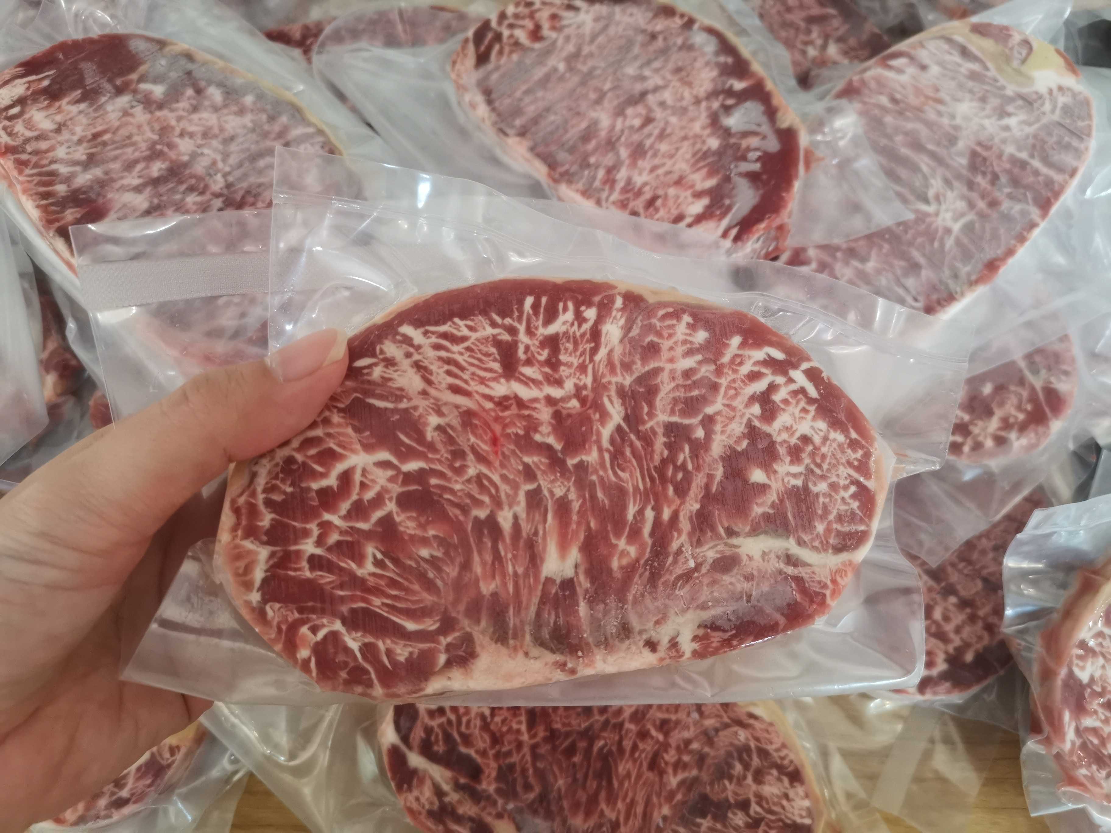 Marble Beef เนื้อลายหินอ่อน (สินค้าแช่แข็ง)