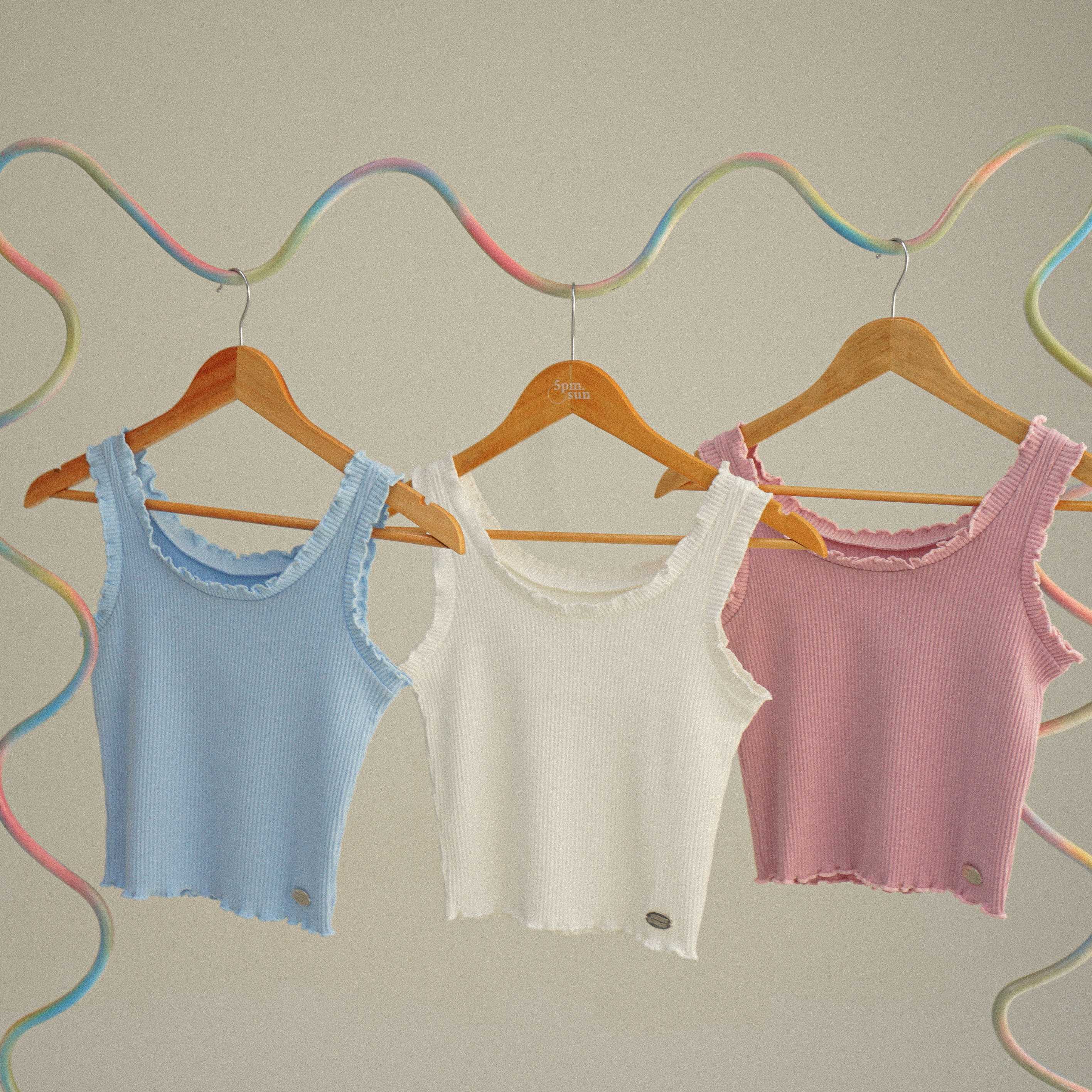 &friends vol.04 | ruffled tanktop