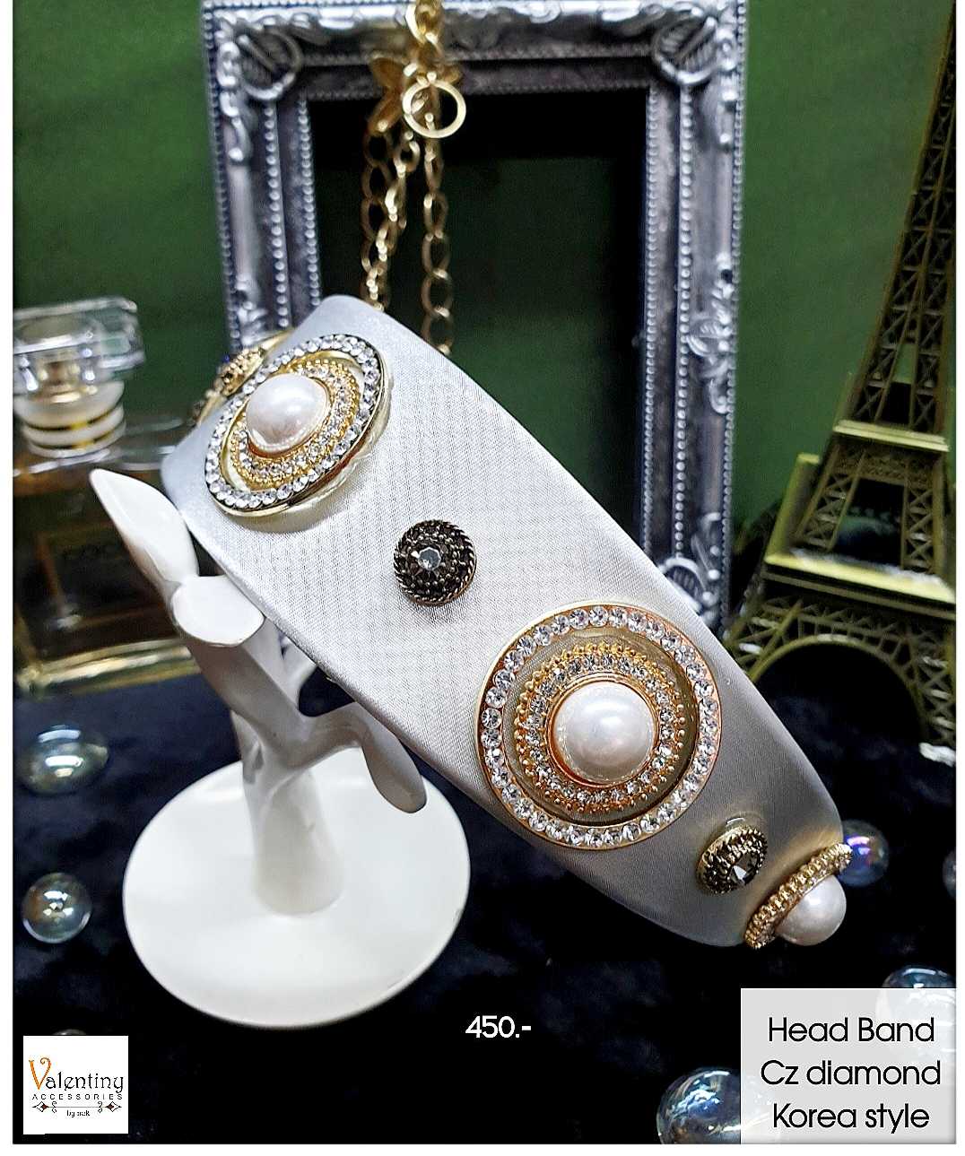 HB0002 ที่คาดผมสีขาวประดับมุกล้อมเพชร Cz