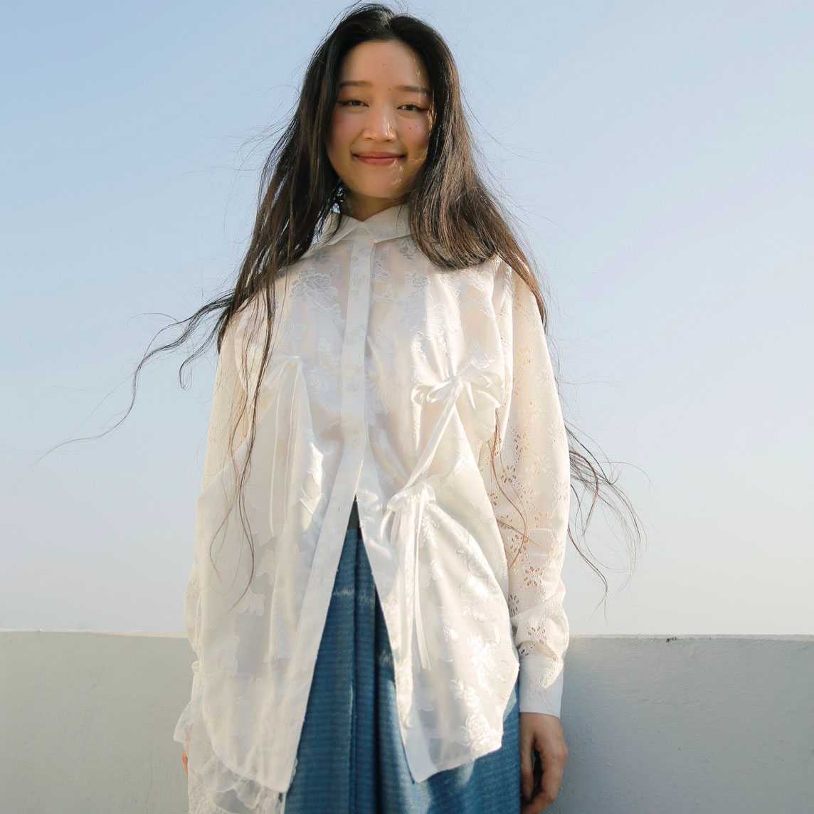 Rotsaniyom White lace long sleeve shirt