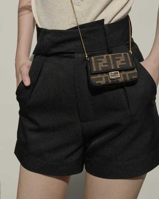 PAILIN • BRUCE SHORTS