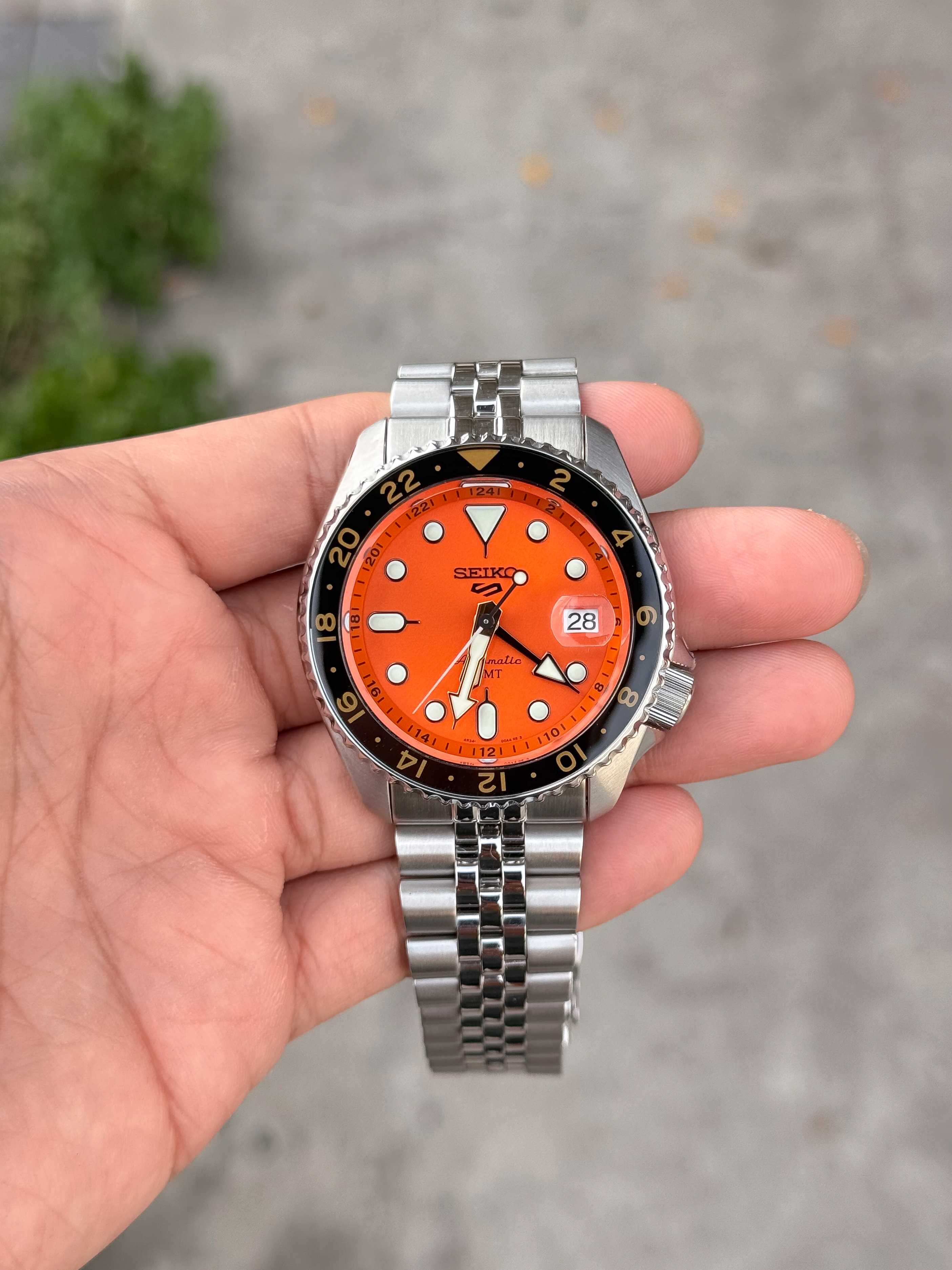 Seiko 5 Sport GMT Automatic Date King Size หน้าส้ม