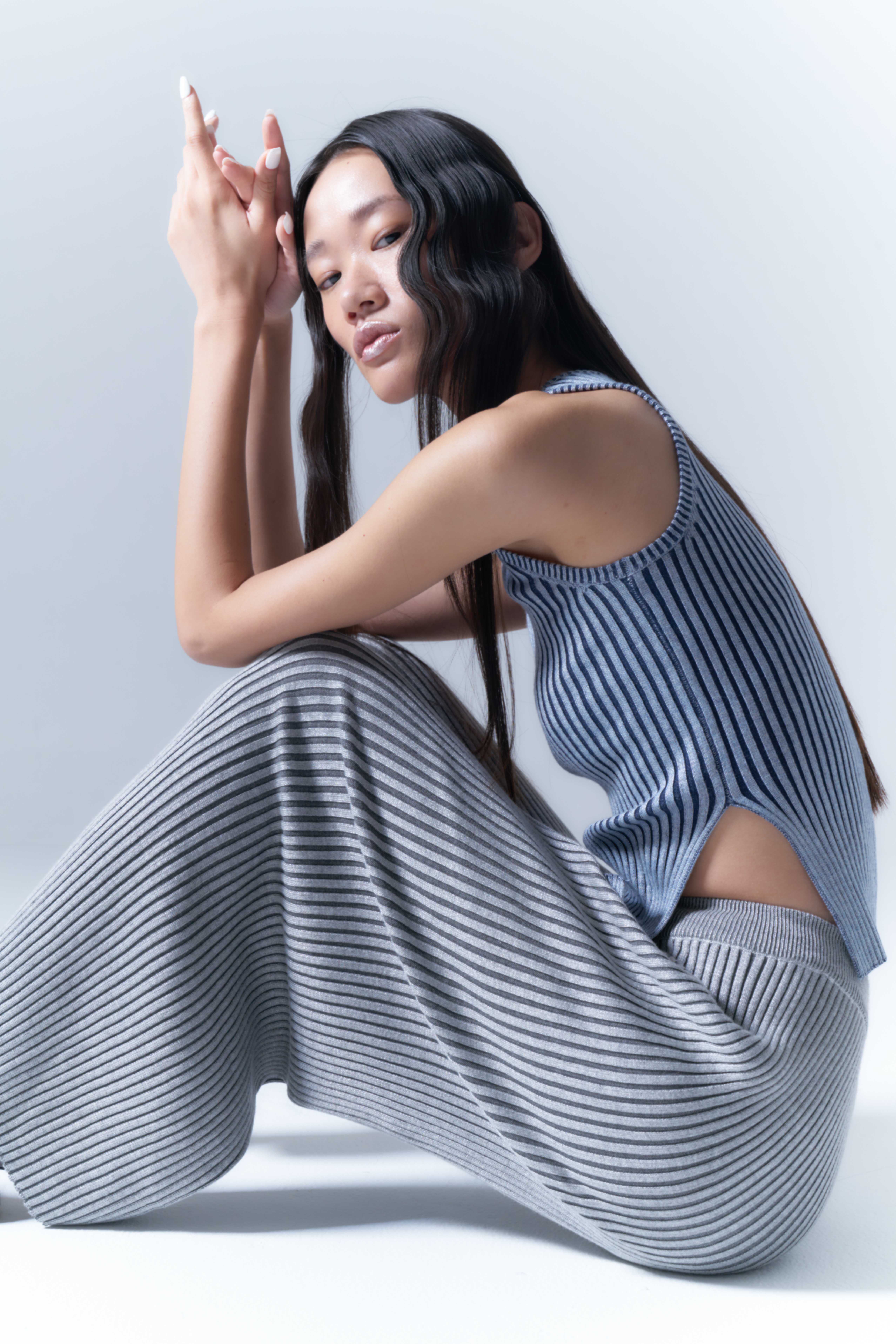 Knit long pants
