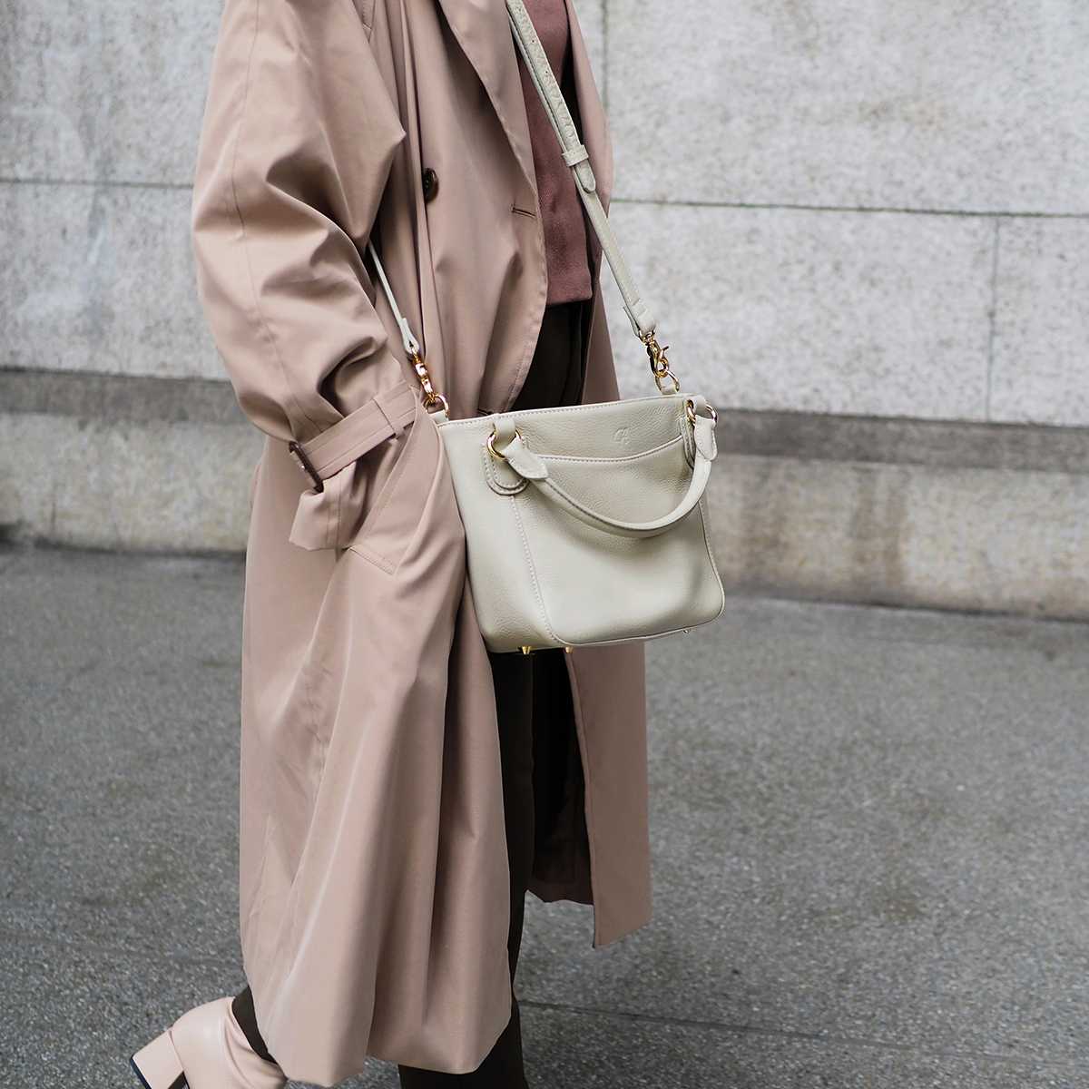Mini Honey หิ้วน่ารัก สะพายคล่อง ทรง Tote กะทัดรัด
