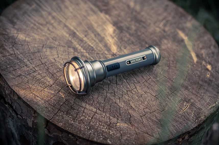 Barebones Vintage Flashlight