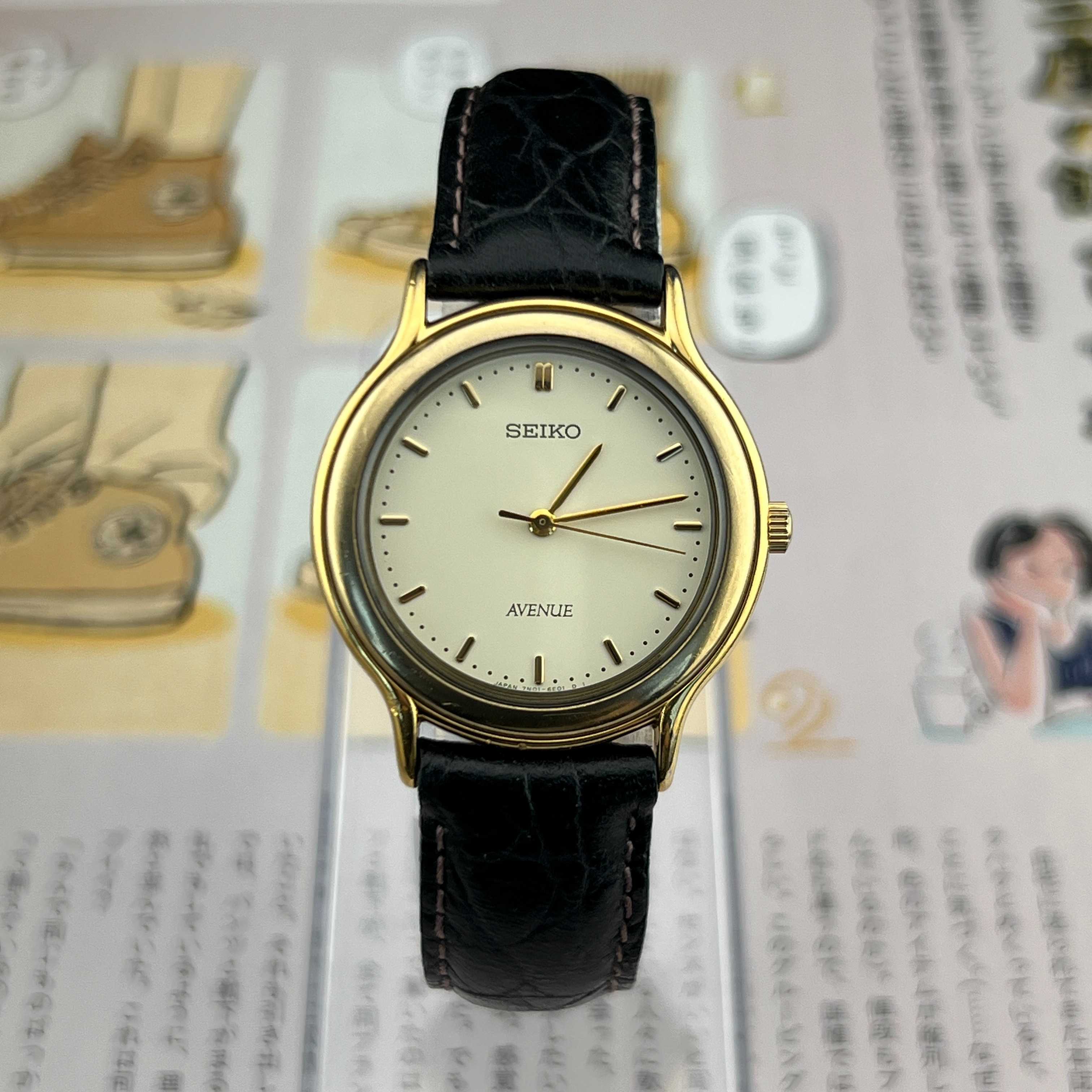 Vintage Seiko Avenue Quartz Ivory Dial Ref.7N01-6D70 Japan 1993