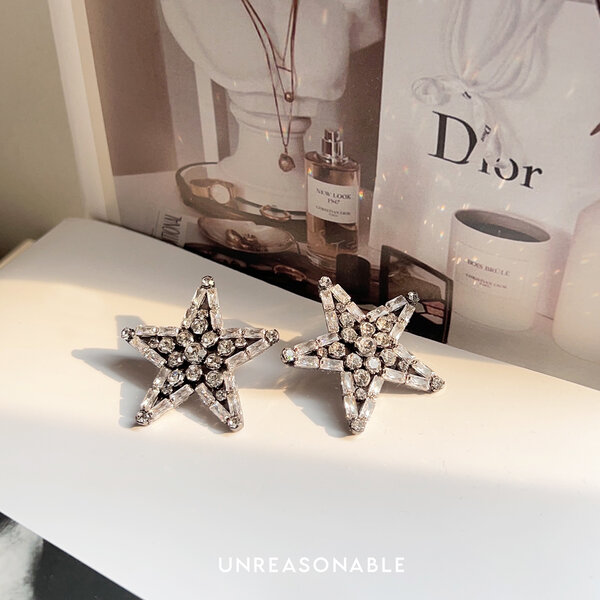 I am a rock star ต่างหู Star Earrings ต่างหูคลิป ต่างหูก้านเงินแท้ น้ำหนักเบา UA0826-01 Unreasona...