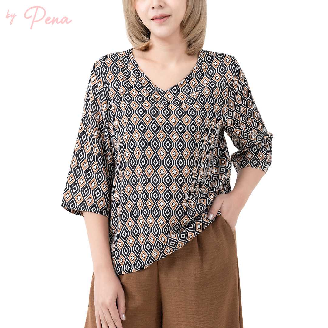By Pena  เสื้อเบลาส์ทรงหลวม คอวี BPSL112403