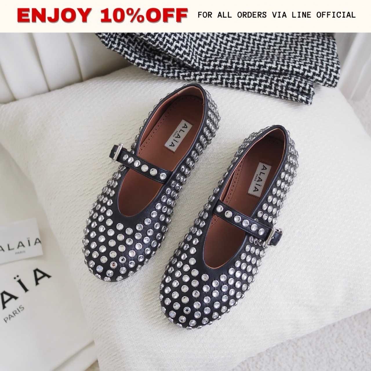 NEW! ALAIA Strass Lambskin Ballet Flats สี Black | Shoes