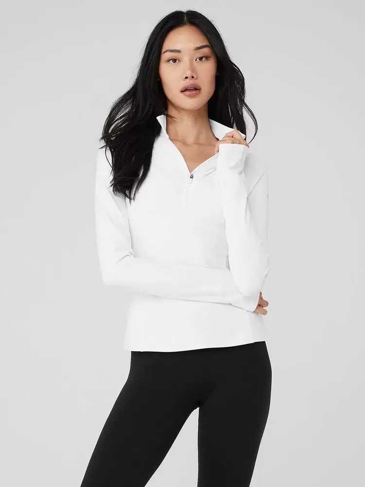 ALO SPORT ZIPPER TOP / สีขาว