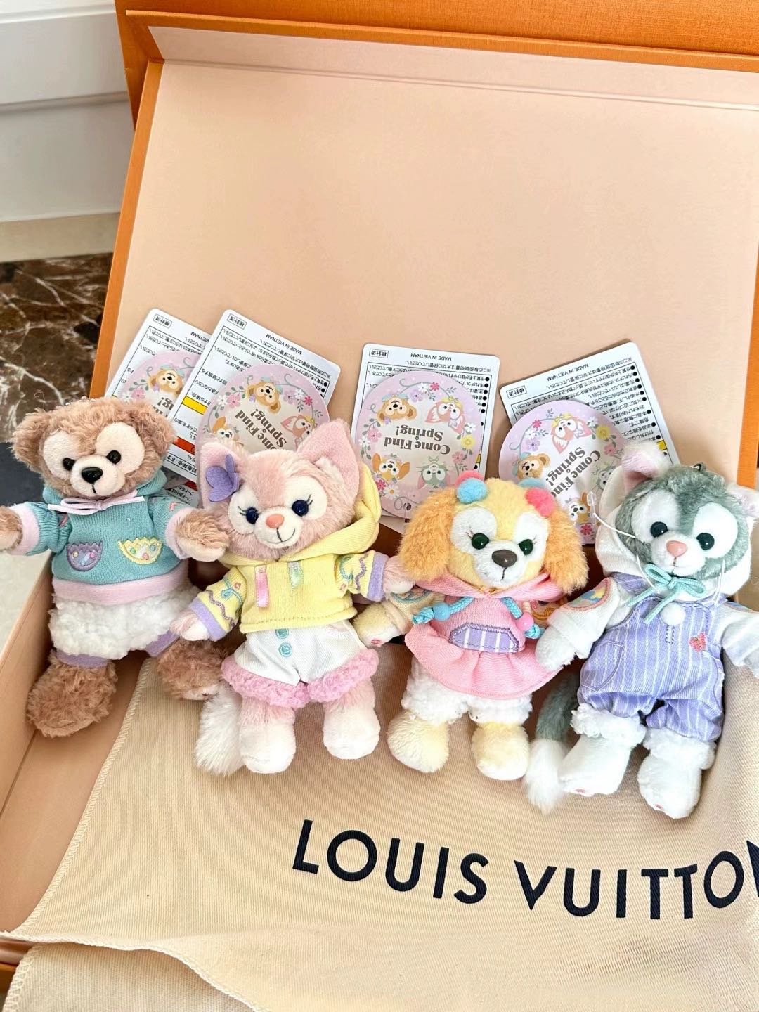 🌴🧸Duffy and Friends Keychain 🌺