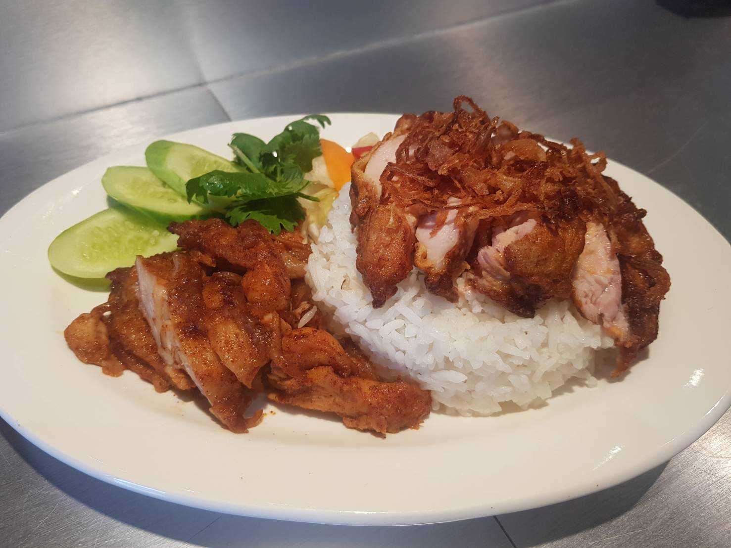 ข้าวมันไก่ทอด+ย่าง