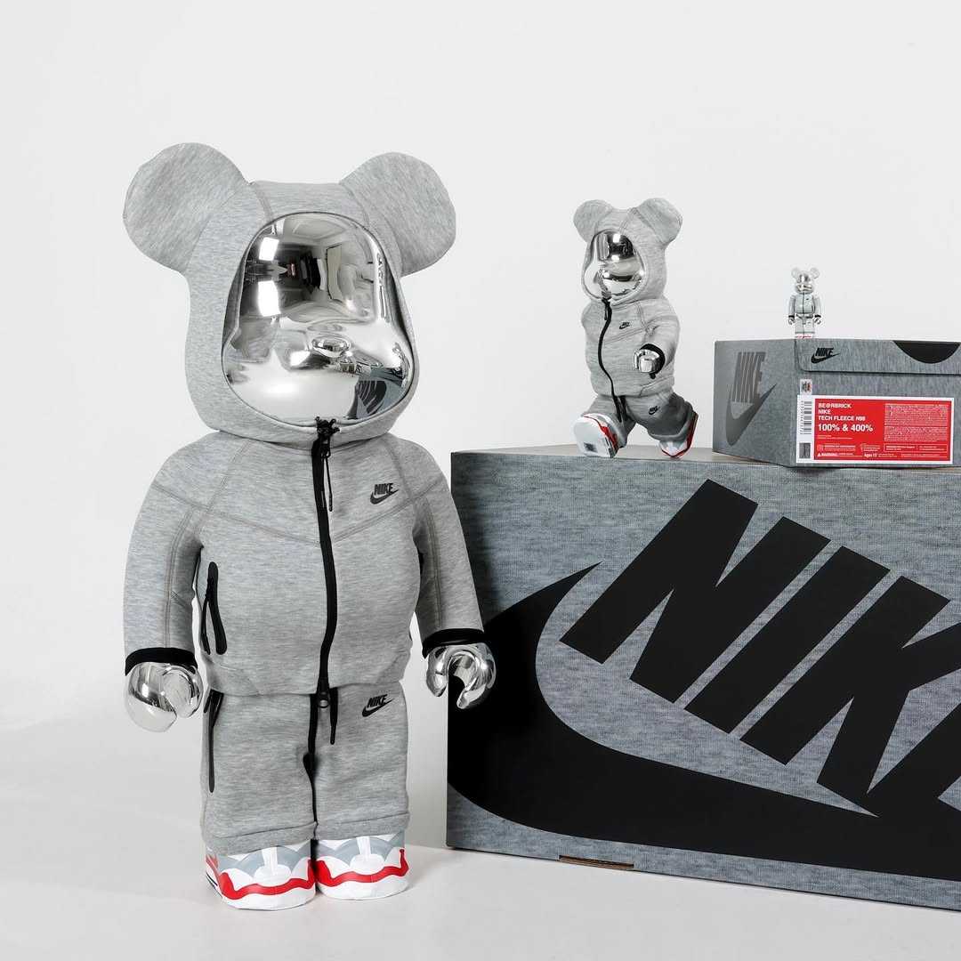 Be@rbrick Nike Tech Fleece N98 1000%