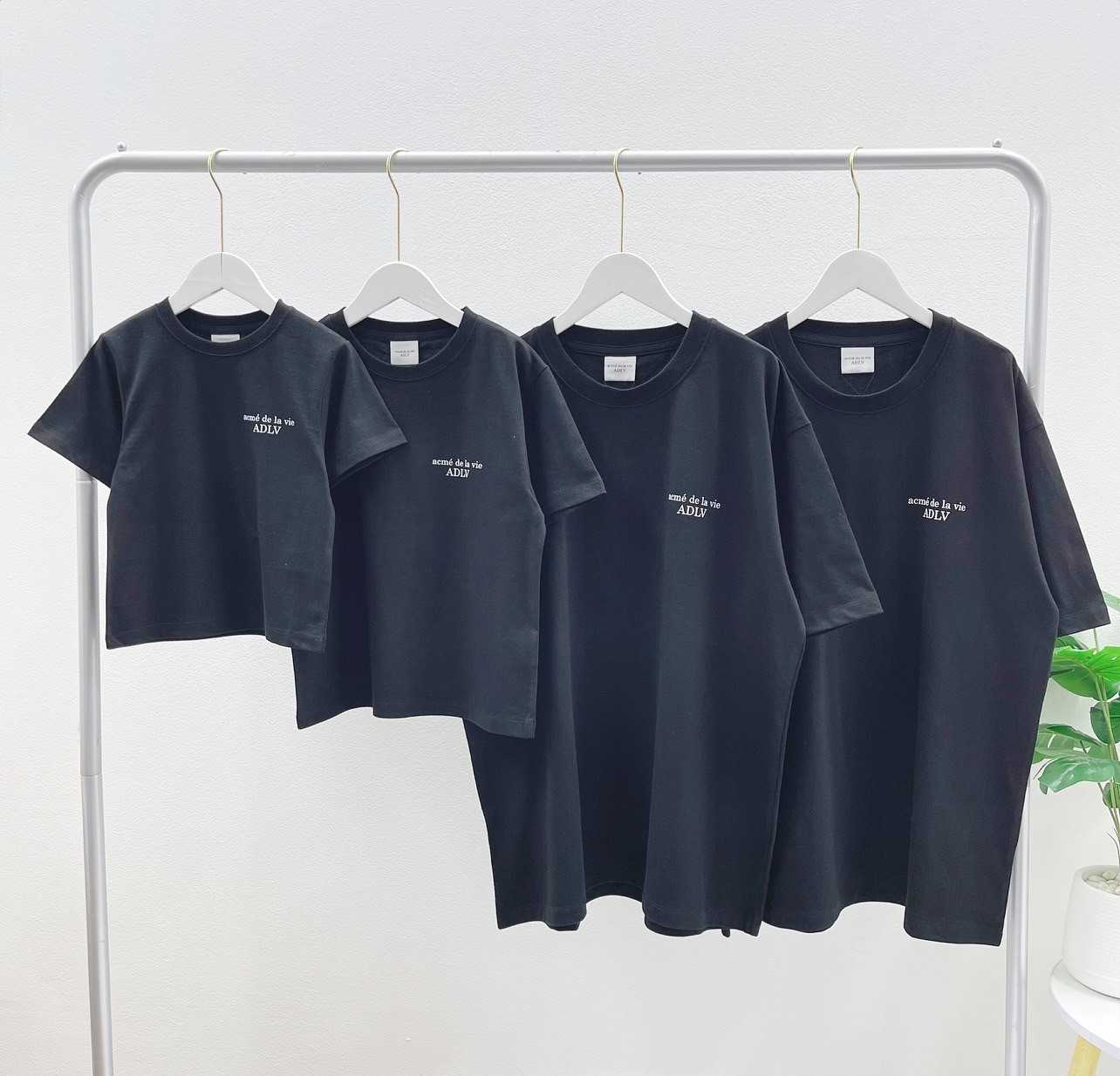 ADLV BASIC T-SHIRT (BLACK)