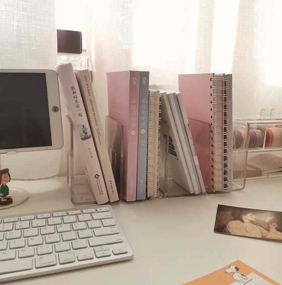 ที่คั้นหนังสือ (อะคริลิคใส)