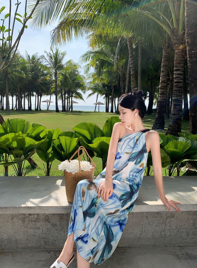 #BJoneshoulderbutterBlueDress250226 (690THB)