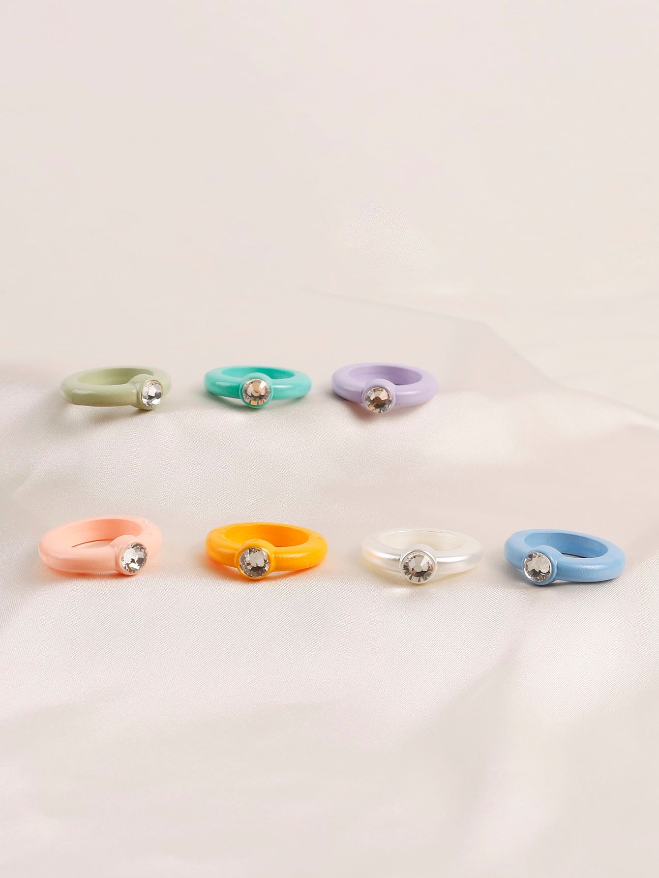 7pcs pastel diamond resin ring