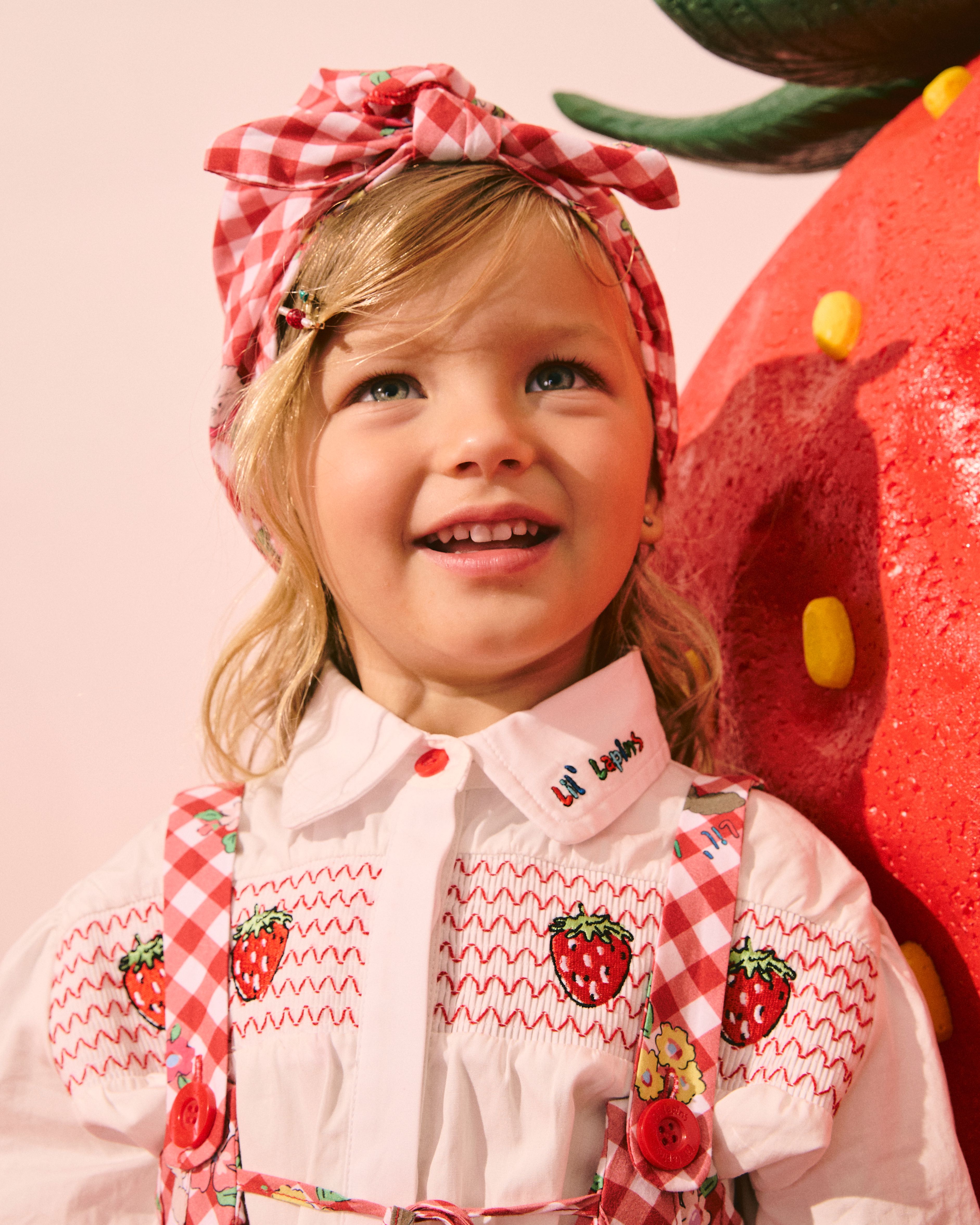White strawberry embroidered smock short-sleeve shirt - 100%Cotton