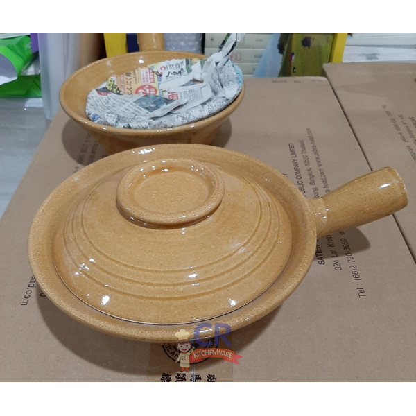 หม้อดินแบบมีด้ามจับพร้อมฝา แบบเคลือบทั้งใบ