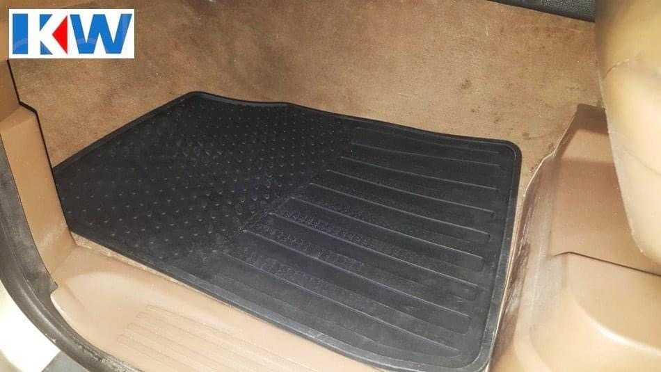 Range Rover ยางปูพื้น/แผ่นยางปูพื้น (คู่หน้าซ้าย+ขวา) Range Rover P38 (ยี่ห้อ Britpart)