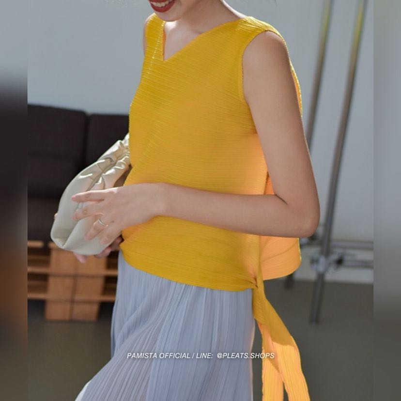 PT0049-Botentic Pleat Blouse