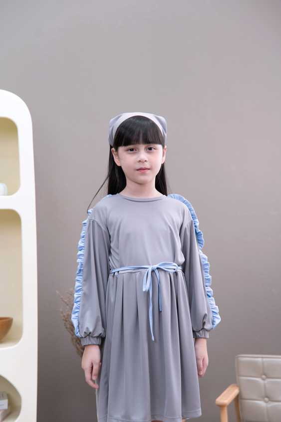 Miki.Wear ชุดเดรส Bley Long Sleeve (Grey)