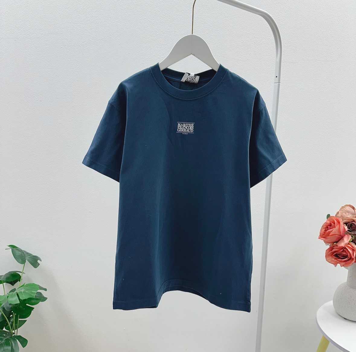 พร้อมส่ง Marithe Classic Small logo T-Shirt (Navy)