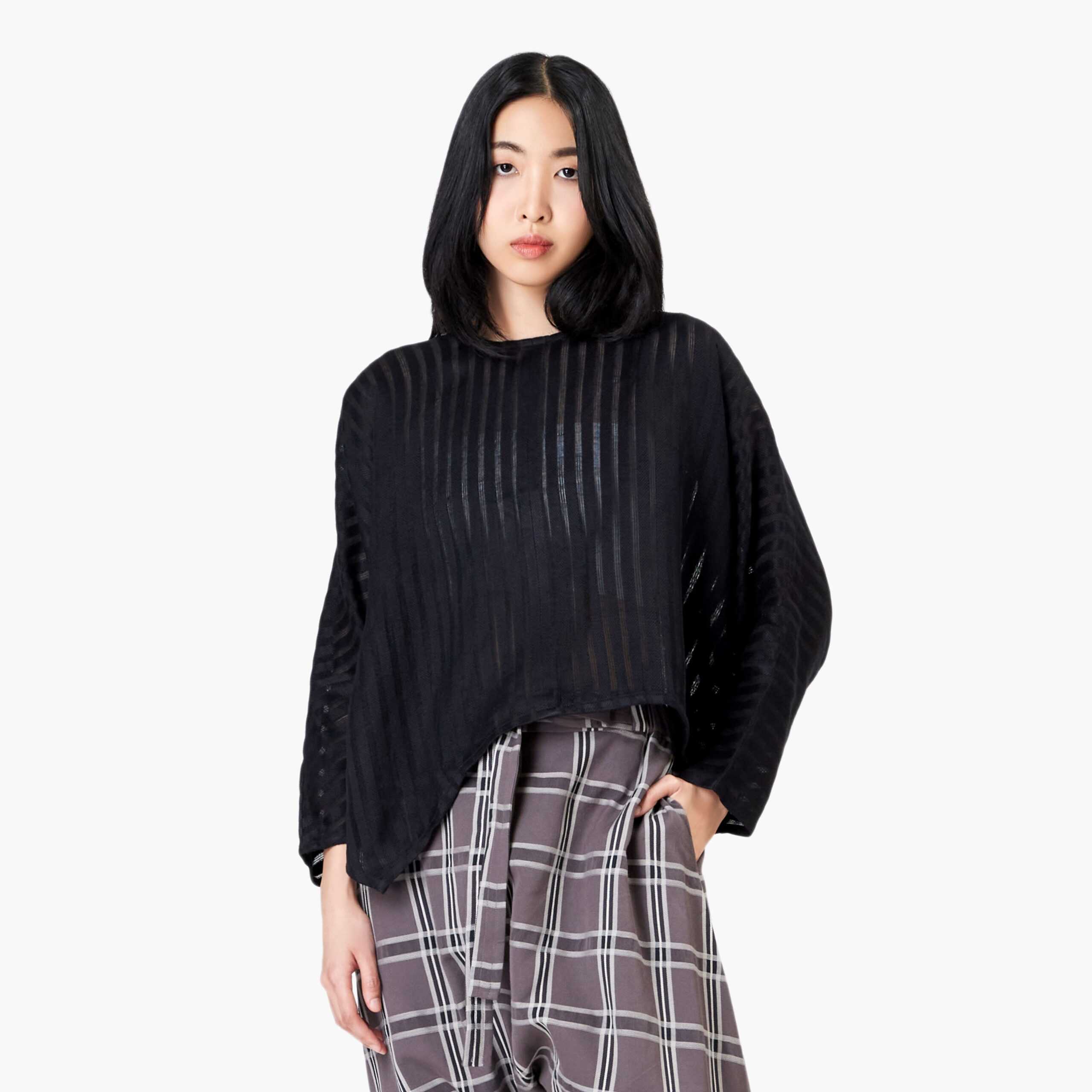 เสื้อเบลาส์ DoiTung Everyday SS24/BL59 Black #F