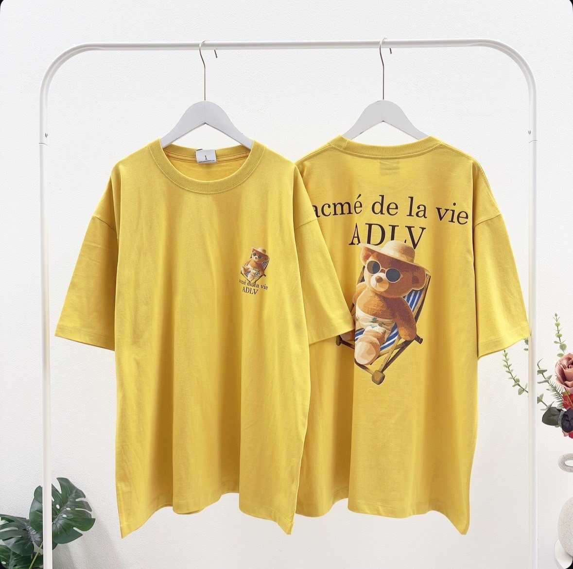 พร้อมส่ง  Bear Beach T-Shirt ( Yellow )