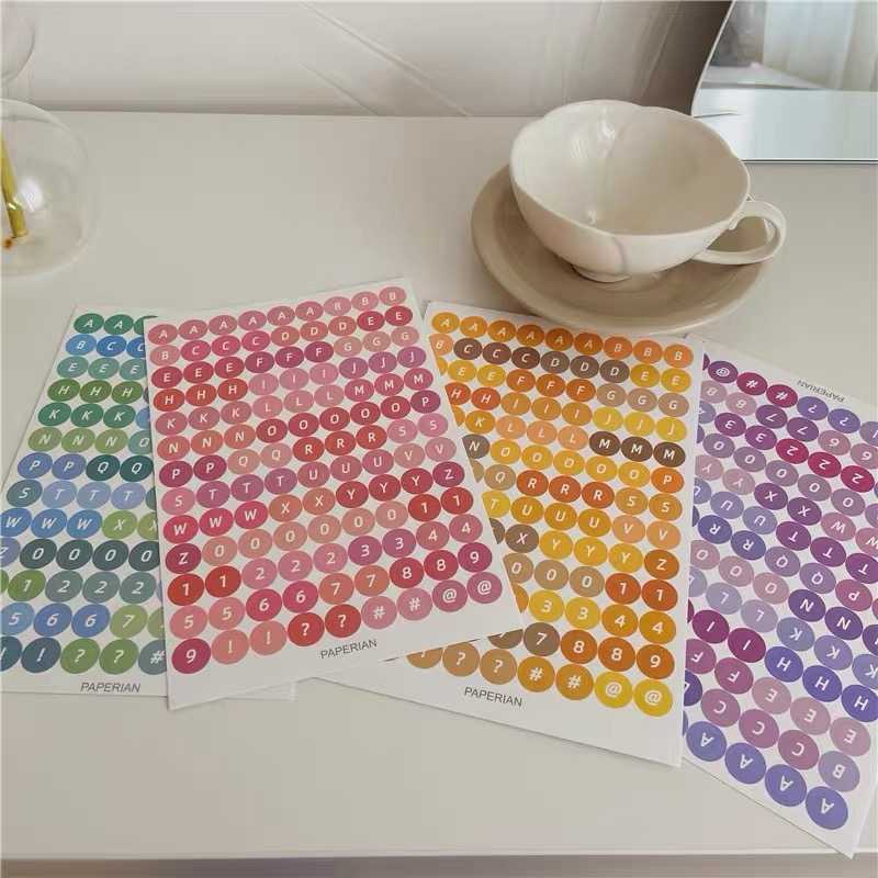 สติ๊กเกอร์ตัวอักษร+ตัวเลข สีพื้นไล่โทนดี paperian