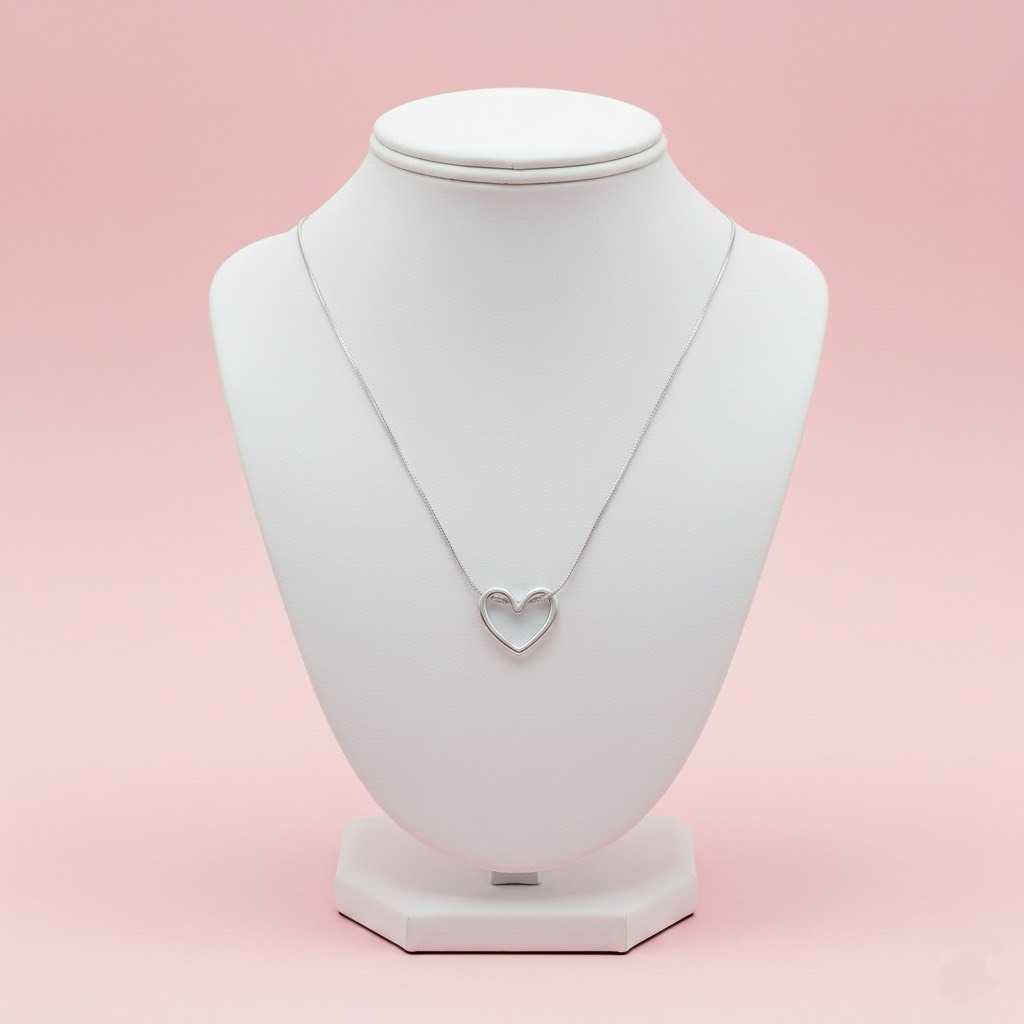 Necklace Round Chain With Line Heart