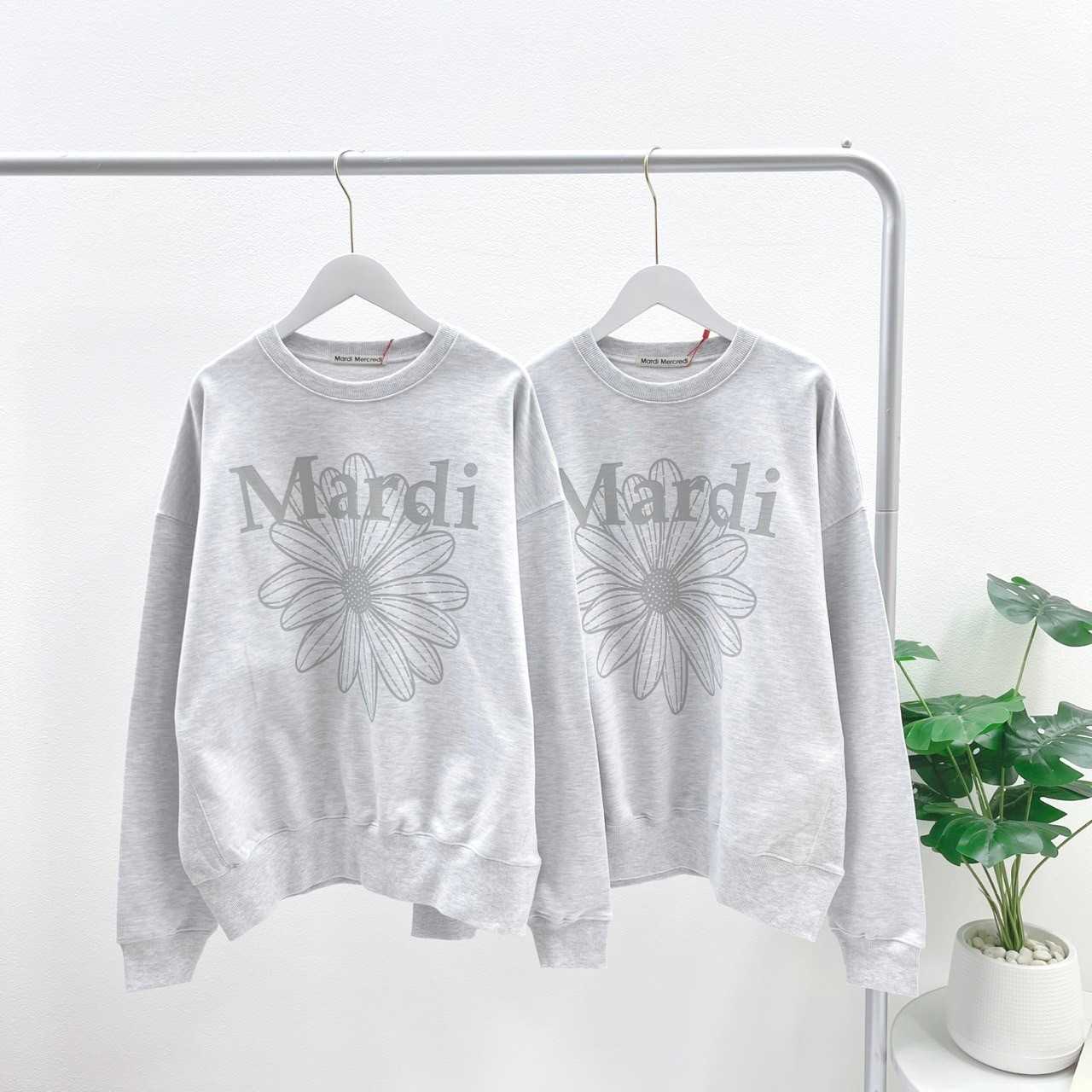 Mardi Flower Sweatshirt (Heather/Light Grey)