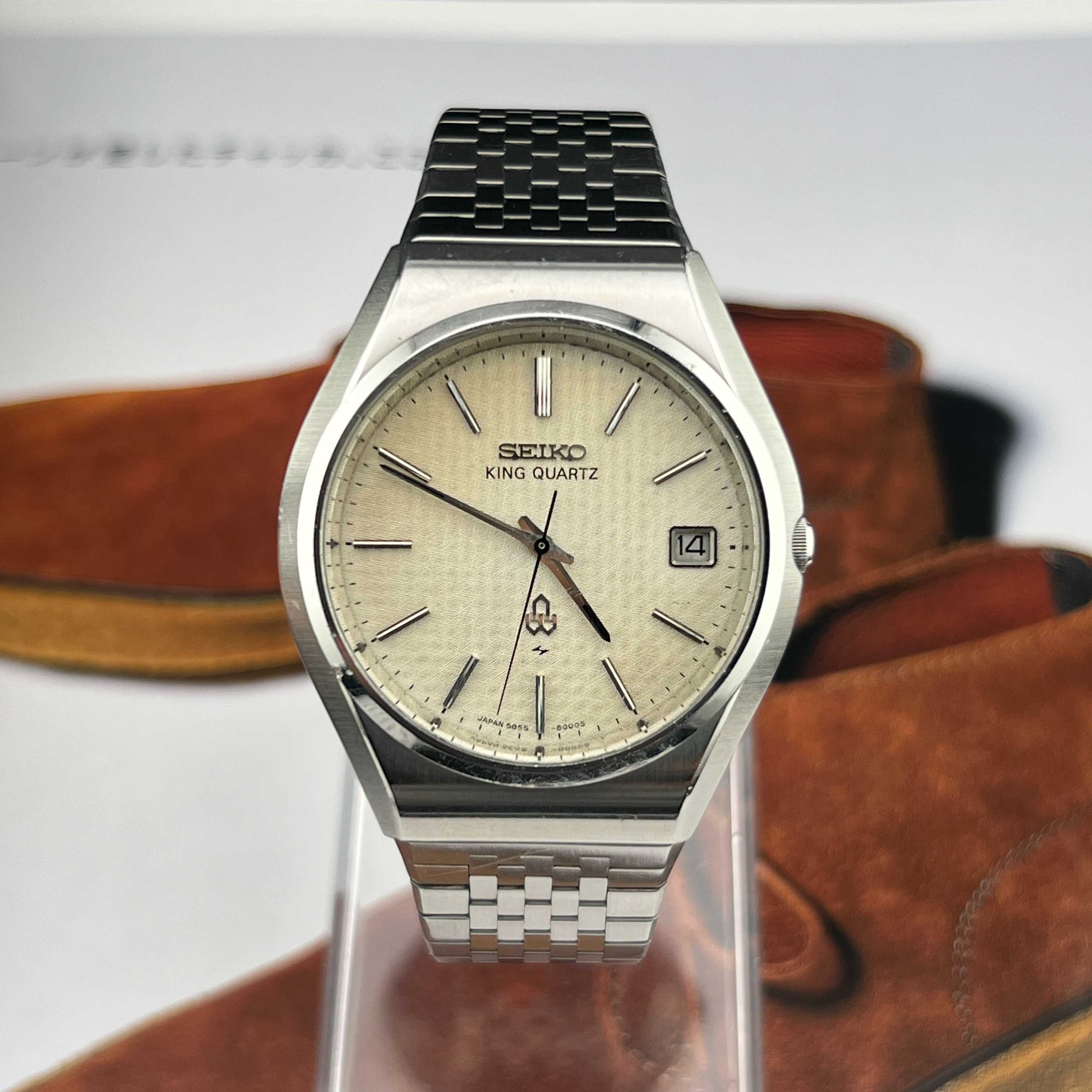 Vintage Seiko King Quartz Silver Textured Dial Ref.5855-8001 Date JDM Japan 1977