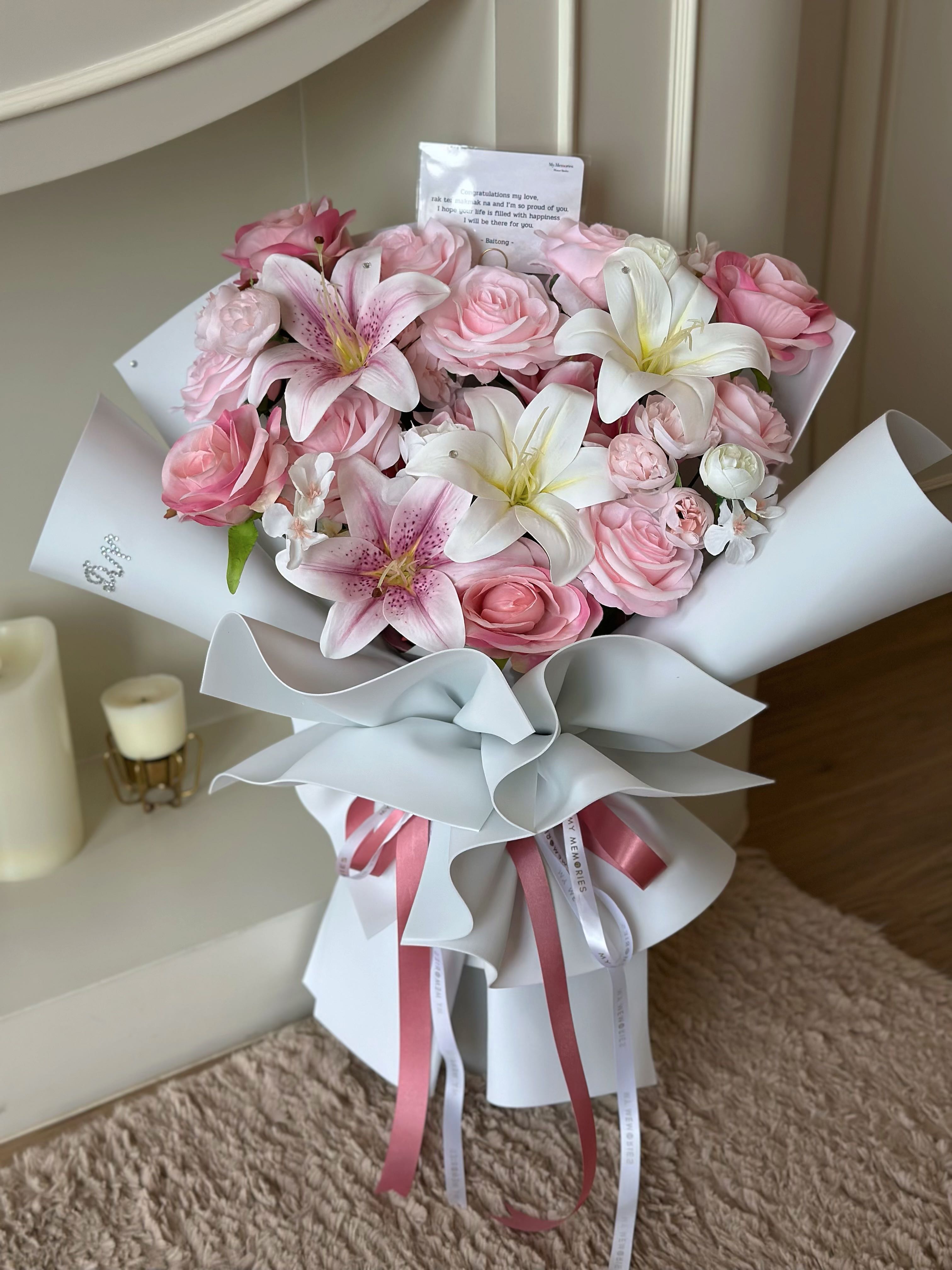 ช่อโฟมดอกไม้ประดิษฐ์โทนชมพูนู้ด