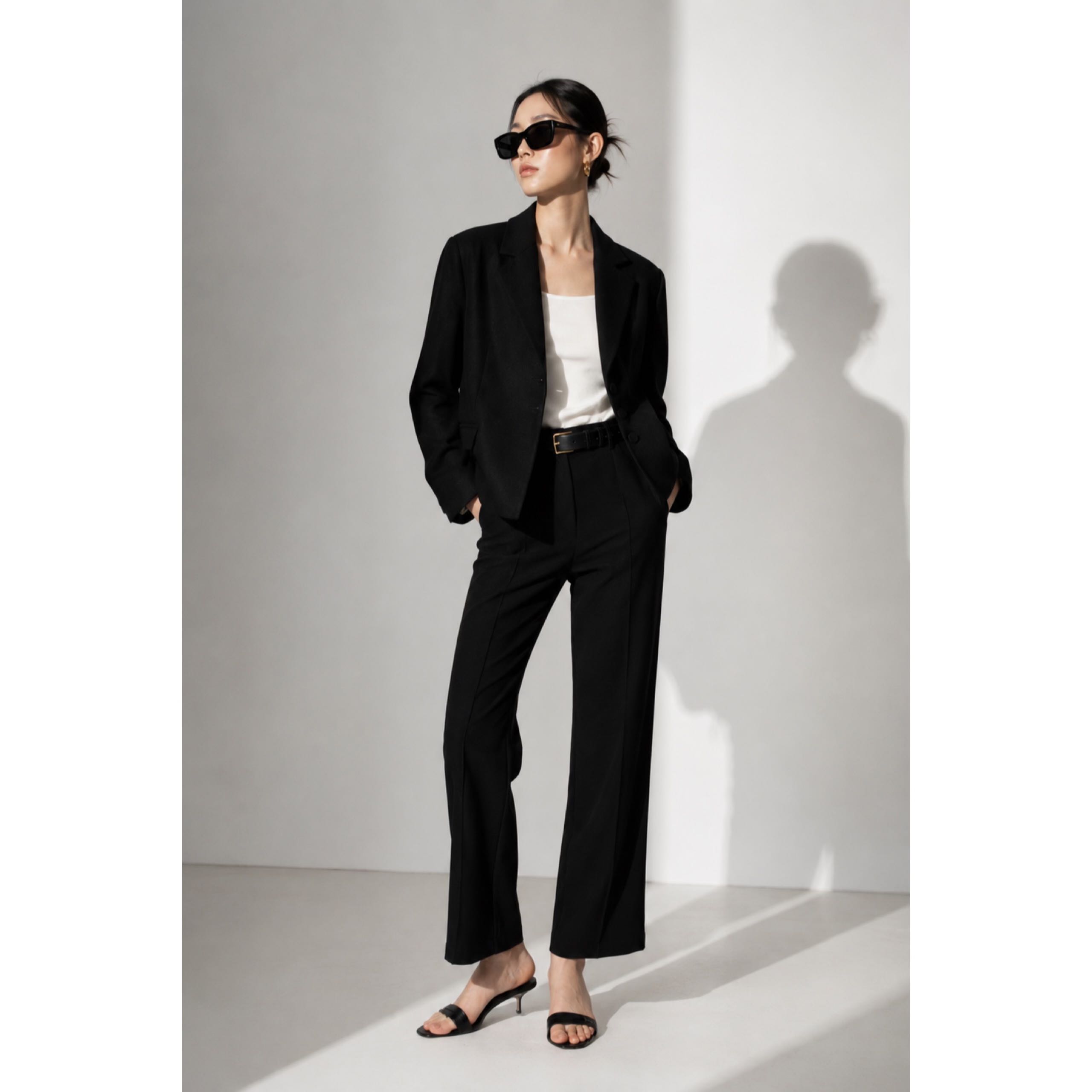 BLACK BLAZER