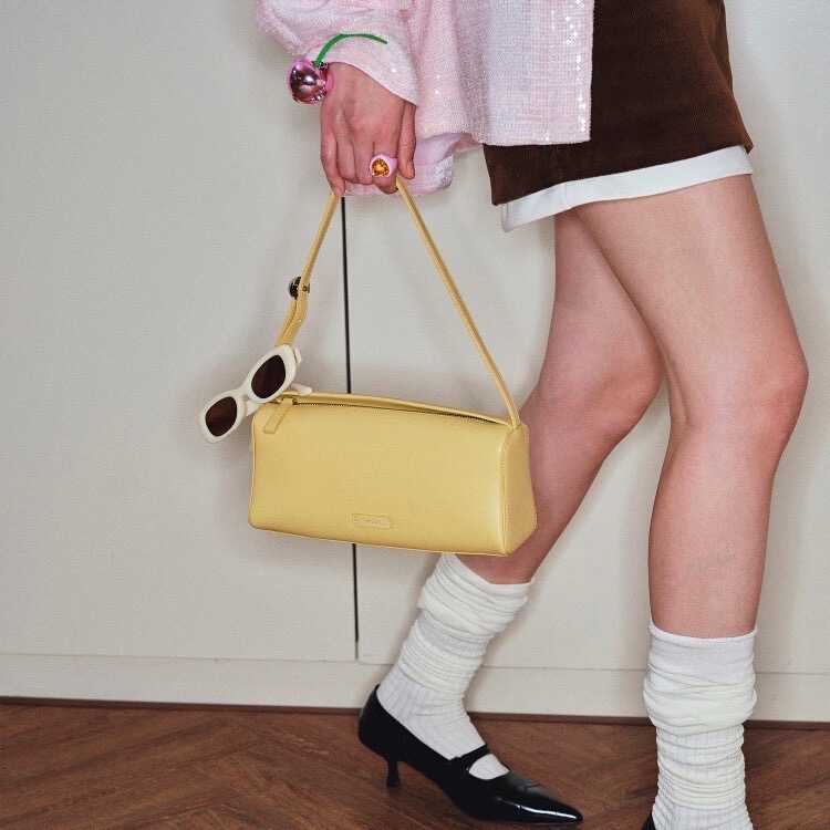 MUVA | Bettle bag (preorder 7-14 days)