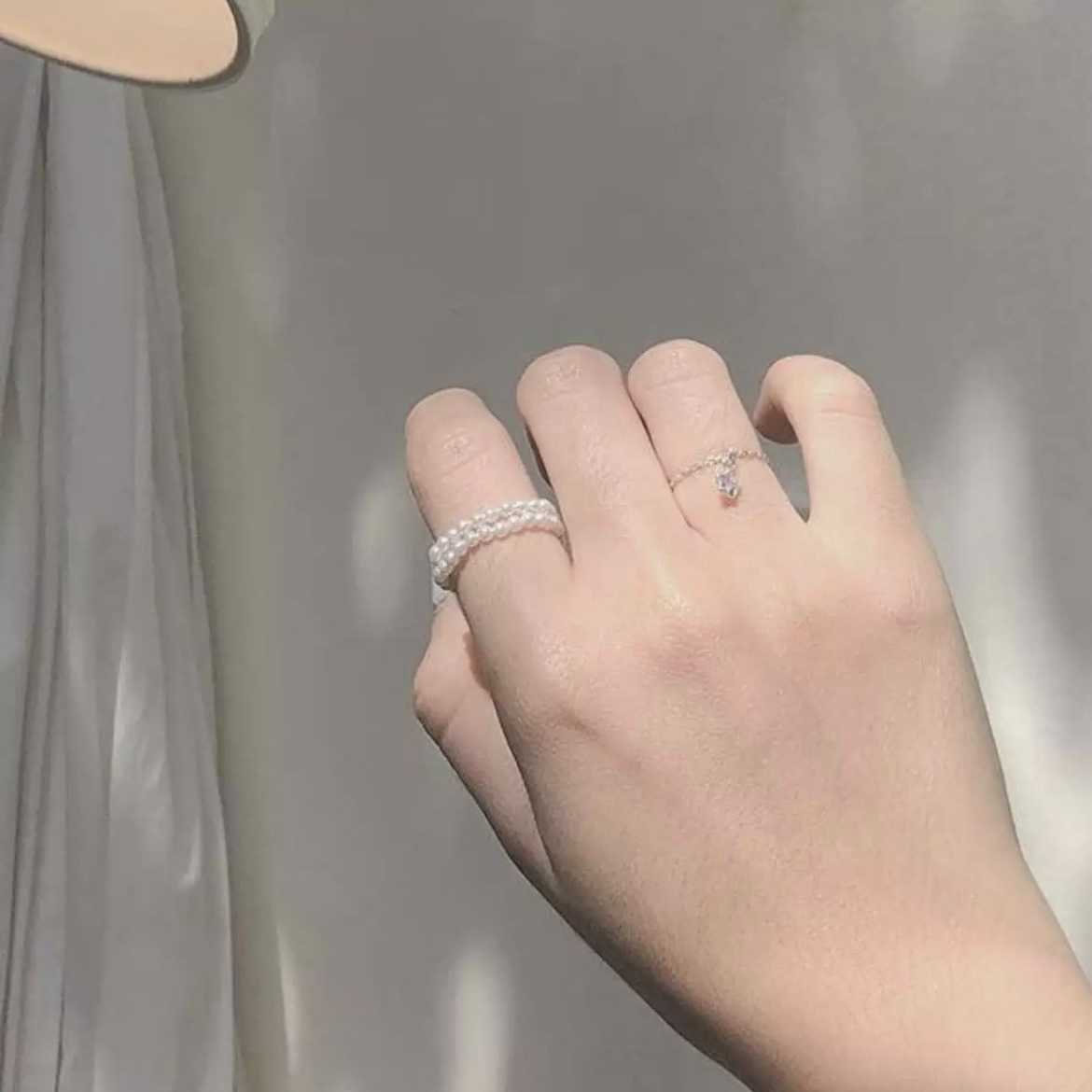 Winterwinter Jewelry Silver925 : แหวนมุกแท้ ร้อยด้วยเส้นเอ็น ฟรีไซส์สามารถปรับตามรูปนิ้ว