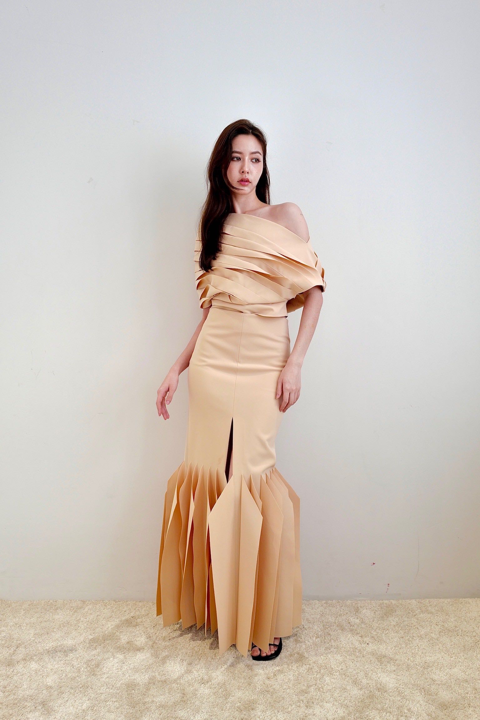A.W.A.K.E. MODE LONG LENGTH SKIRT WITH PANELS - NUDE