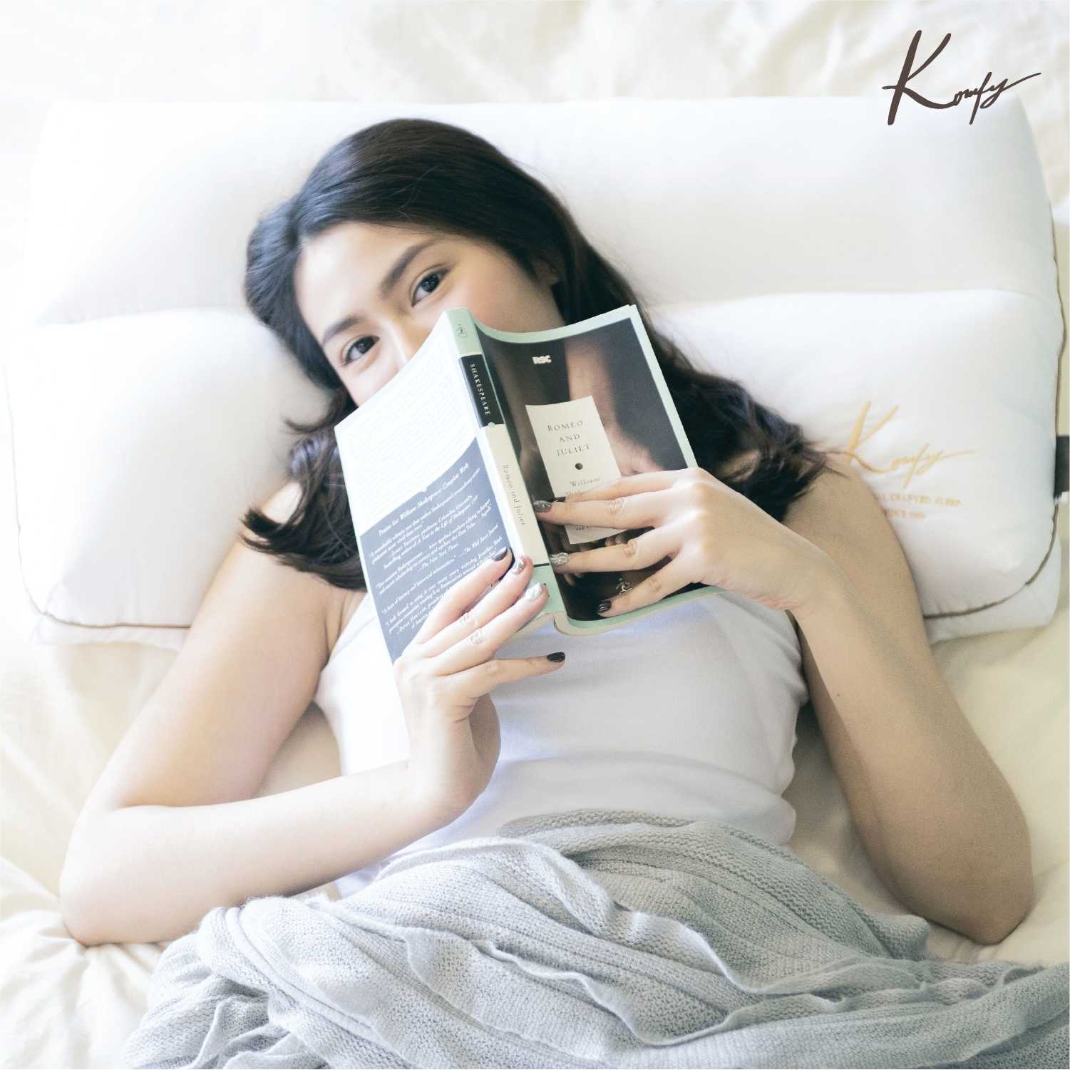 หมอนสุขภาพ Krafted Kontour ไซส์ M - รุ่น คราฟท์ คอนทัวร์ (8818)
